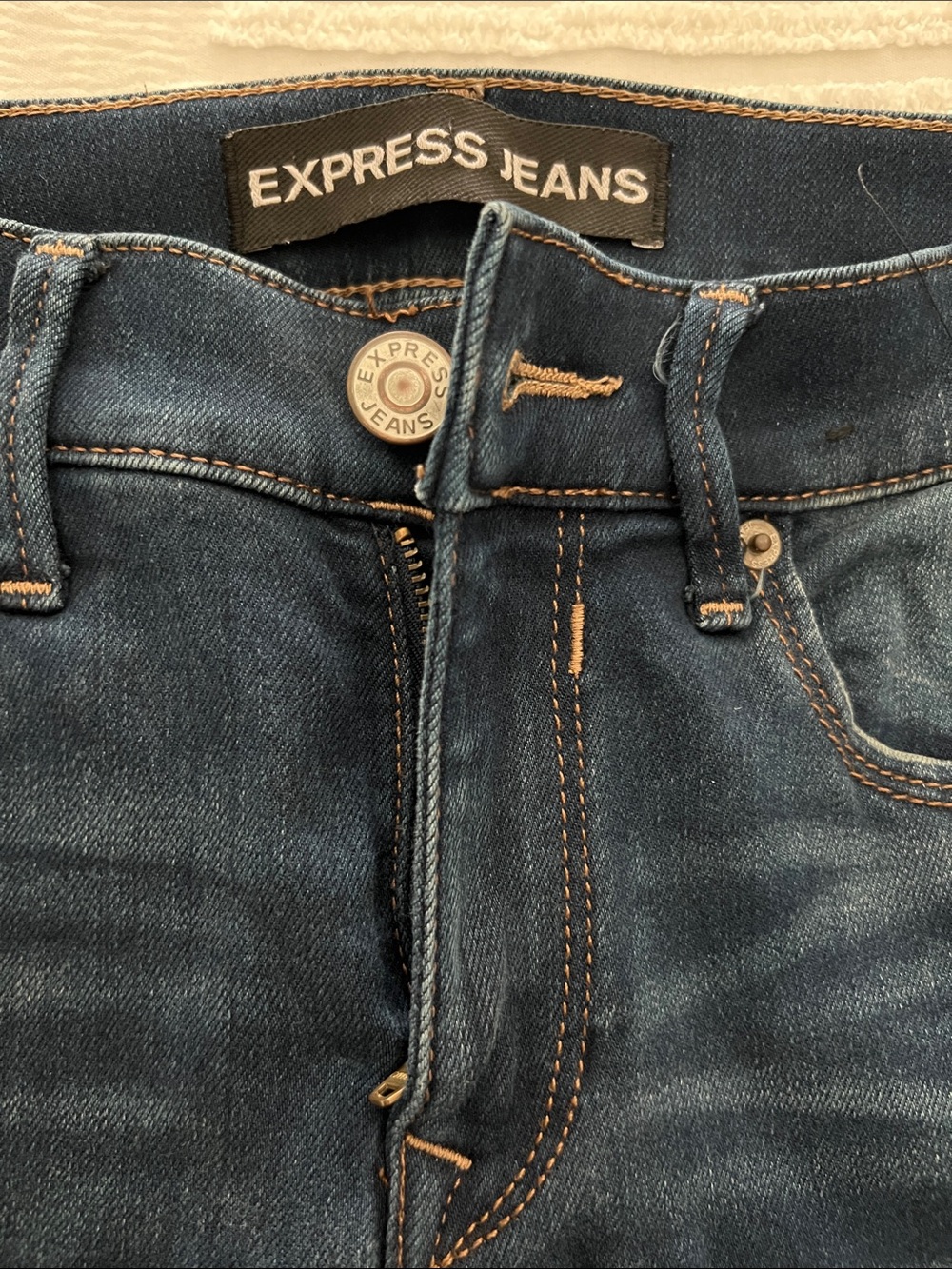 Express women’s Dark Blue Slim Fit Jeans stretch leggings jeans size4r
